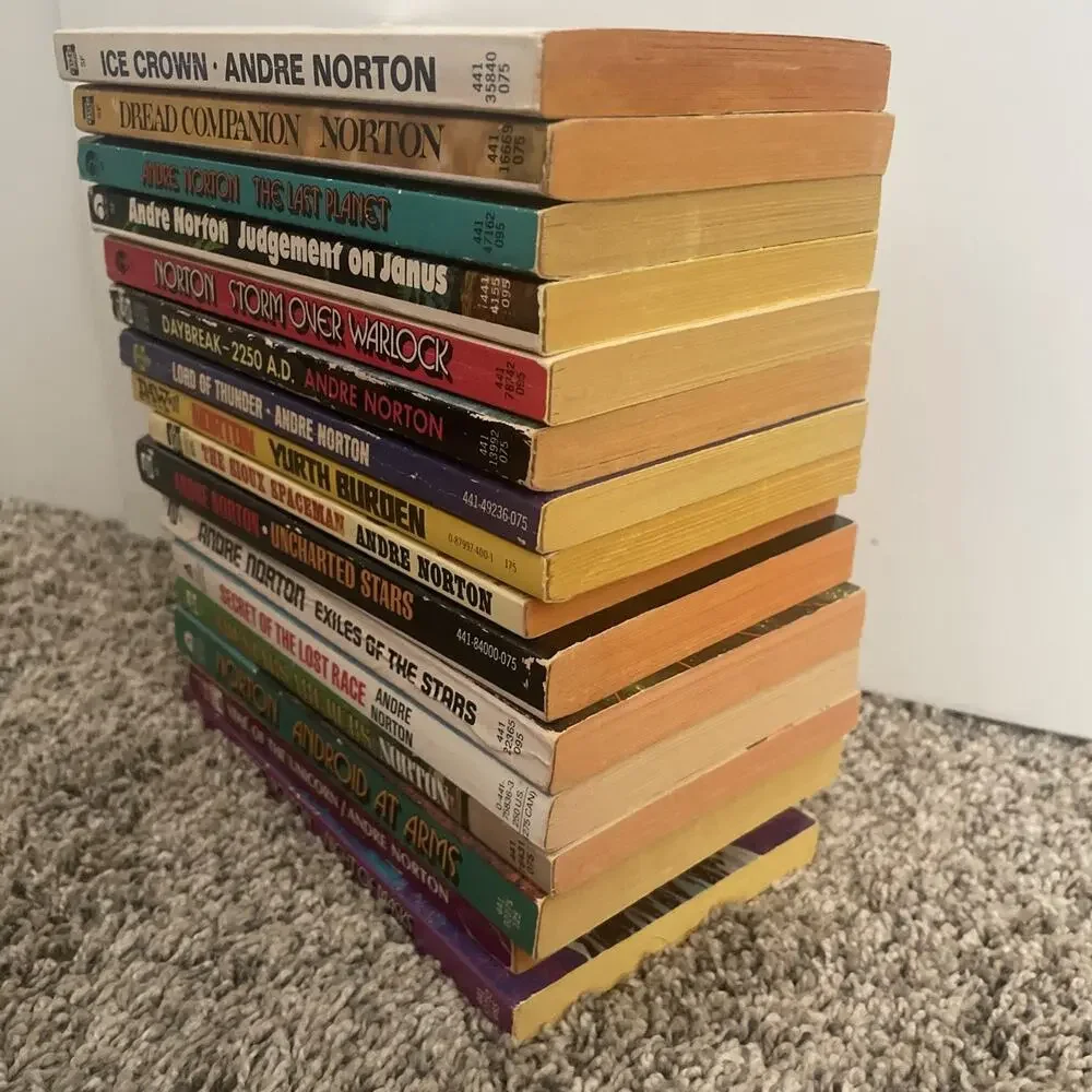 Lot Of 16 Andre Norton Novels Sci Fi Fantasy Paperback Books